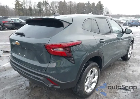 2025 Chevrolet Trax Fwd Ls z USA, uszkodzony, nr VIN KL77LFEP8SC115085